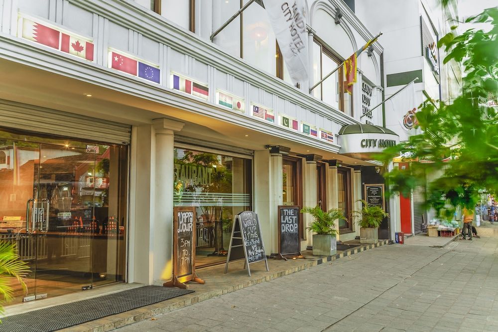 undefined Kandy City Hotel by Earl's 6