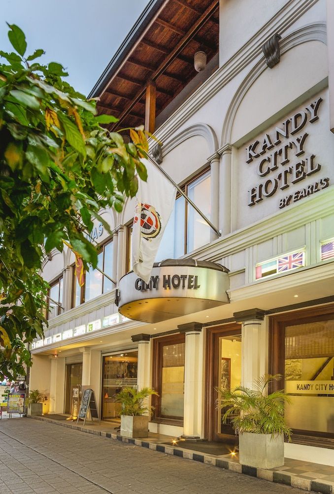 undefined Kandy City Hotel by Earl's 8