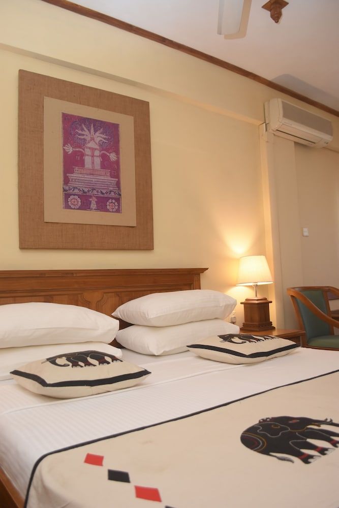 Hotel Casamara Deluxe Double or Twin Room 5