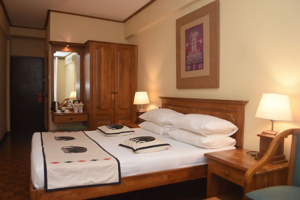 Hotel Casamara Deluxe Double or Twin Room 9