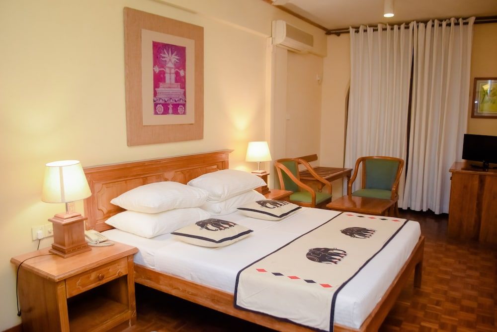 Hotel Casamara Deluxe Double or Twin Room 8