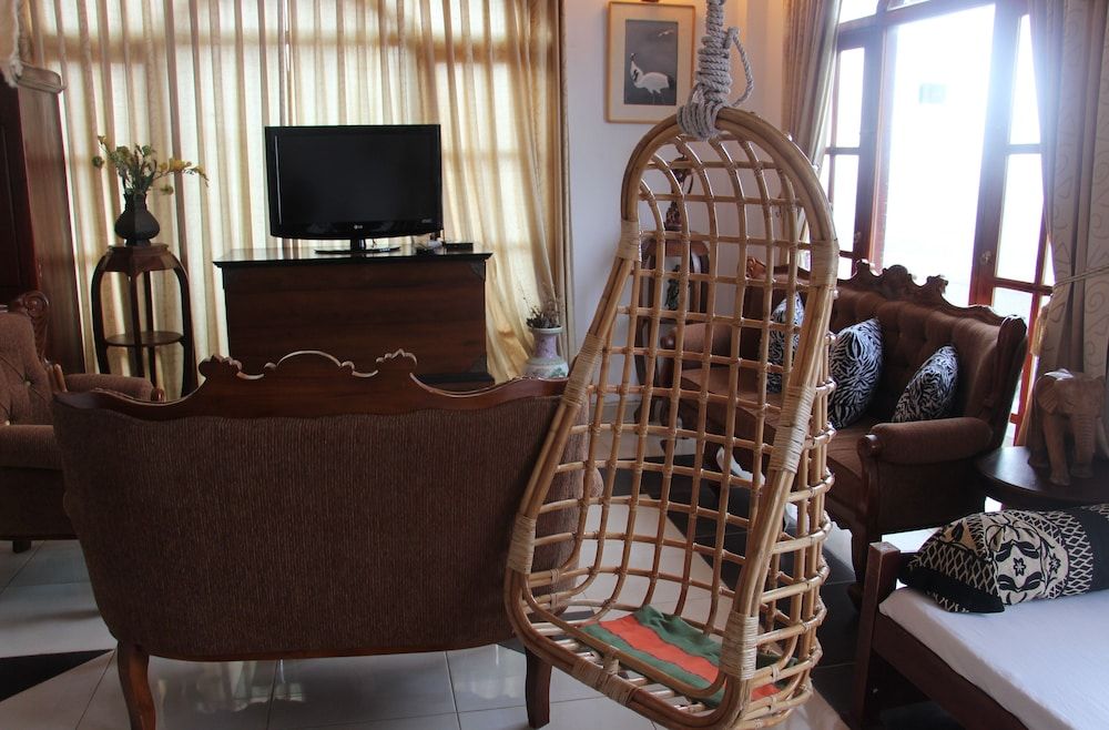 The Richmond House Grand Suite 17