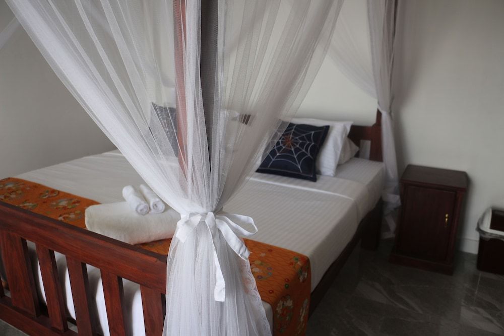 The Richmond House Grand Deluxe Room 6