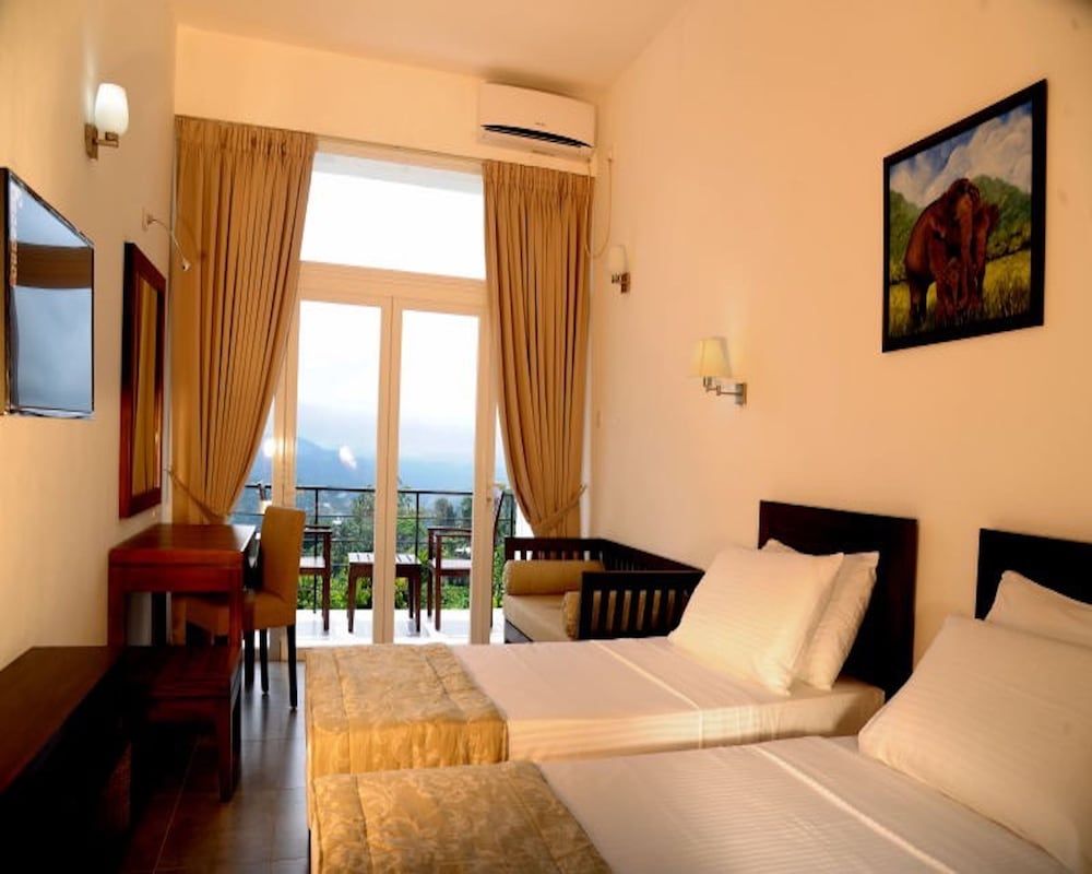 The Kandyan Villa Deluxe Double Room, Mountain View 4