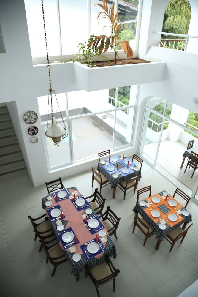 undefined Regent Lodge Kandy 9