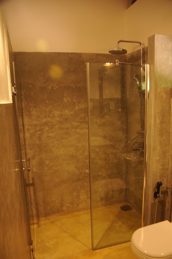 Sigiriya Lodge - Hostel Double Room, Shared Bathroom 4