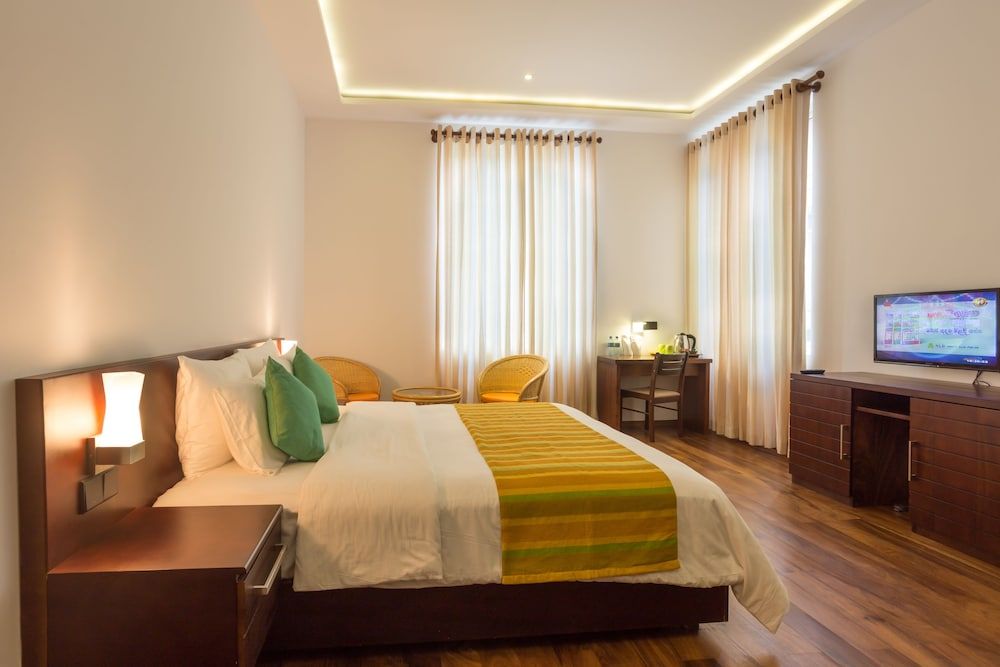 Villa Cassandra Deluxe Double Room, 1 King Bed, Hill View 4