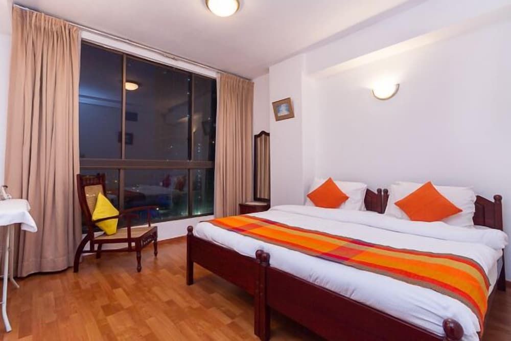 Colombo Residencies Luxury Apartment, 2 Bedrooms, Balcony, Sea Facing 15