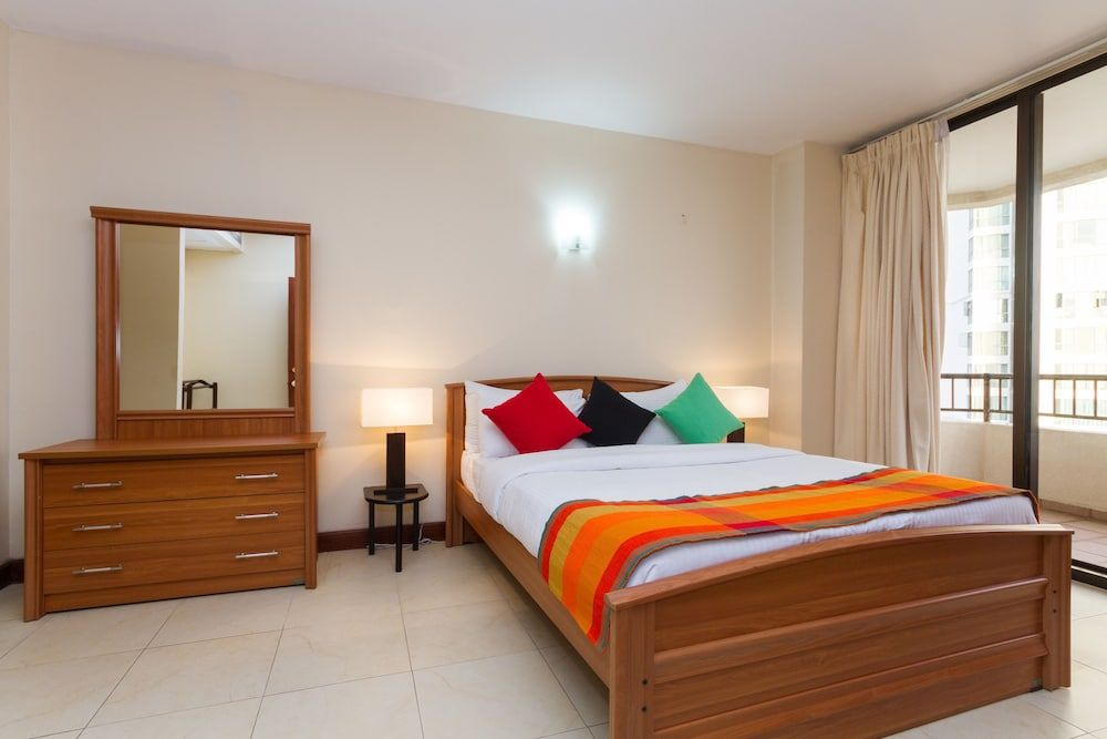 Colombo Residencies Luxury Apartment, 2 Bedrooms, Balcony, Sea Facing 13