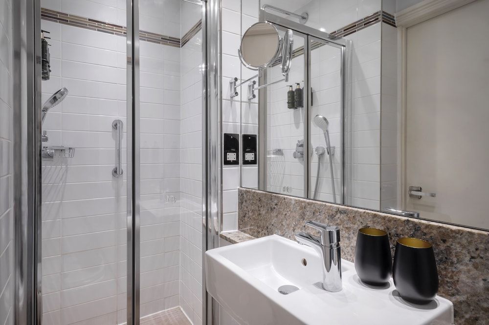 Melia London Kensington a Melia Collection Hotel Room (Cosy) 7