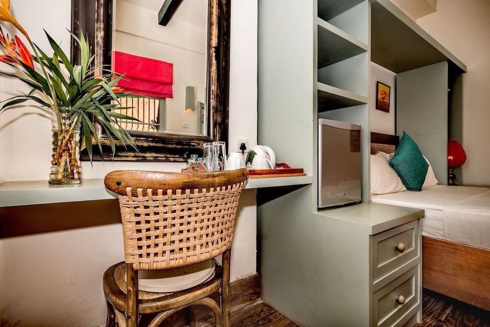 Small House Boutique Guest House Deluxe Double Room 5