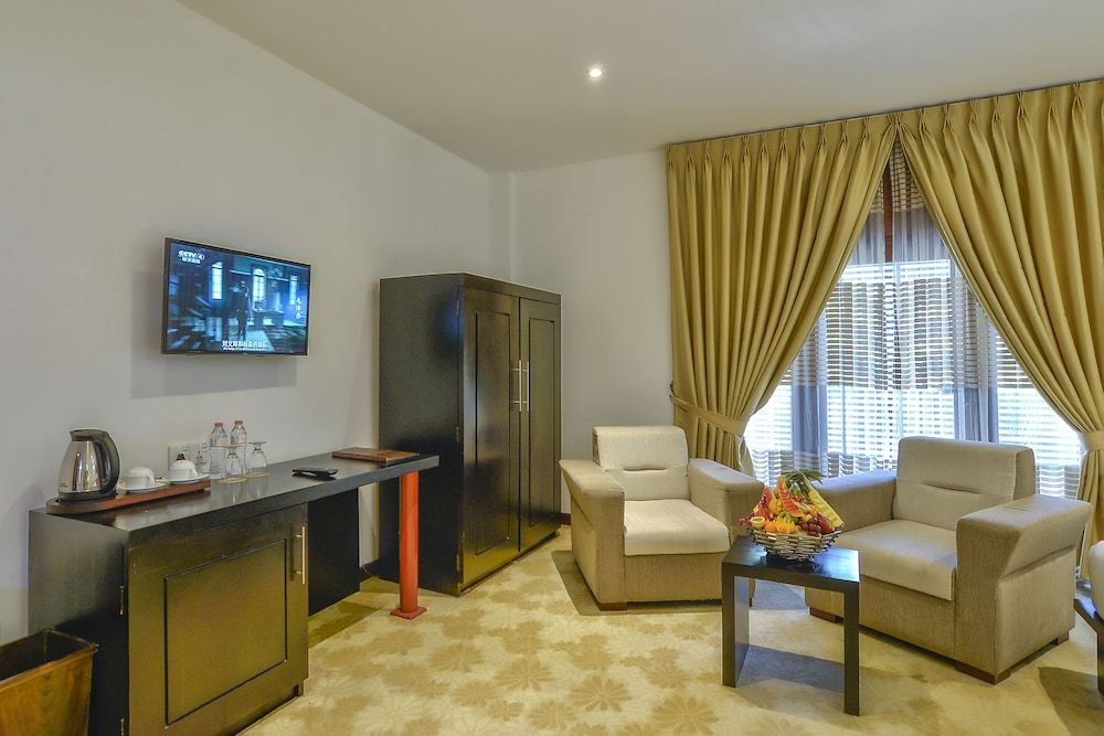 Royal Kandyan Suite, 1 King Bed, Non Smoking 2