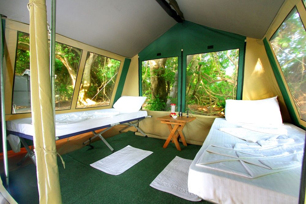 The Yala Camping Premium Tent, 4 Bedrooms 5