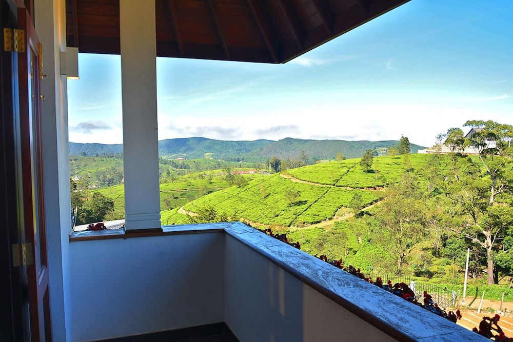 Villa Mount Royal Deluxe Double Room, Private Bathroom, Mountain View 11