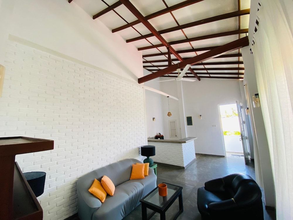 undefined Hotel Vibration 2