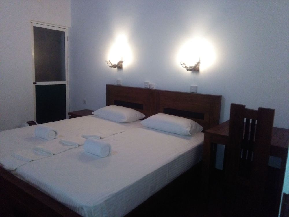 undefined Mia's Villa 9