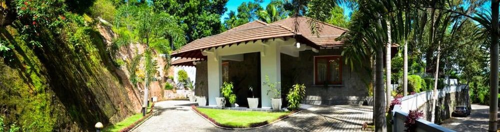 undefined The Sanctuary Boutique Bungalow Kandy 3