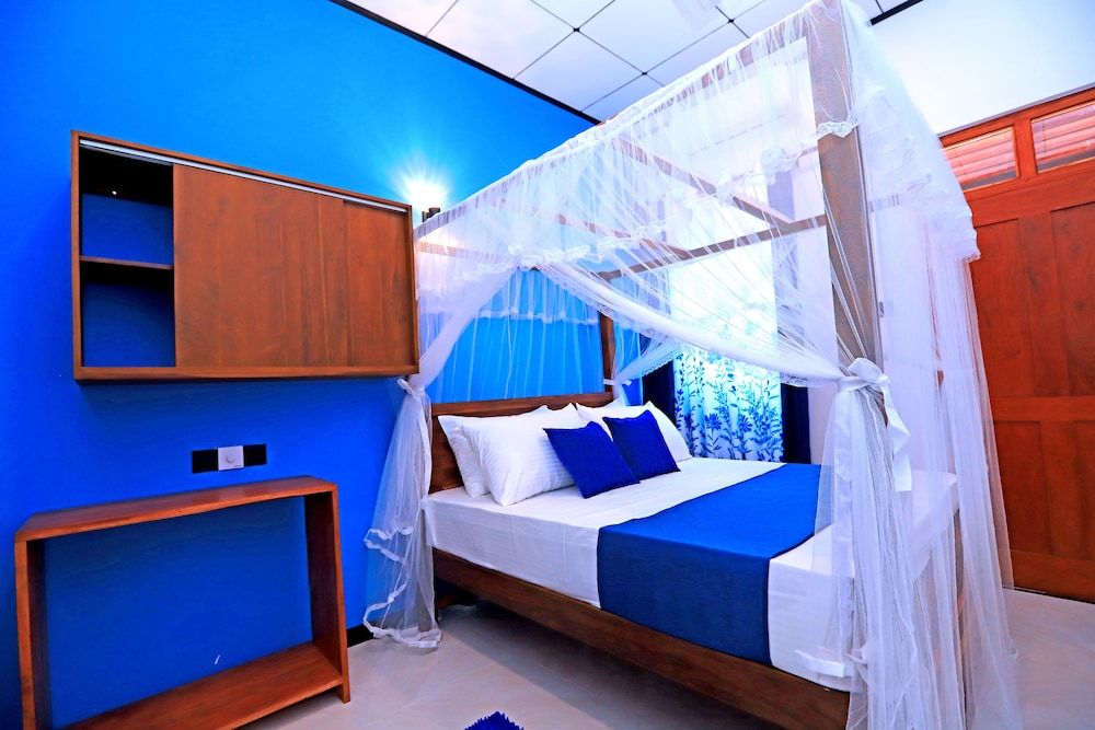 Dinsara Pearl Villa Deluxe Double Room, 1 Double Bed, Garden View 3