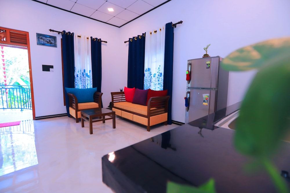 Dinsara Pearl Villa Deluxe Double Room, 1 Double Bed, Garden View 11