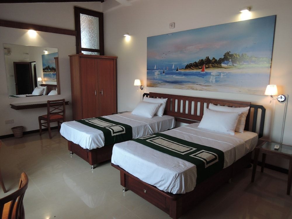 undefined Anugaa In The City 8