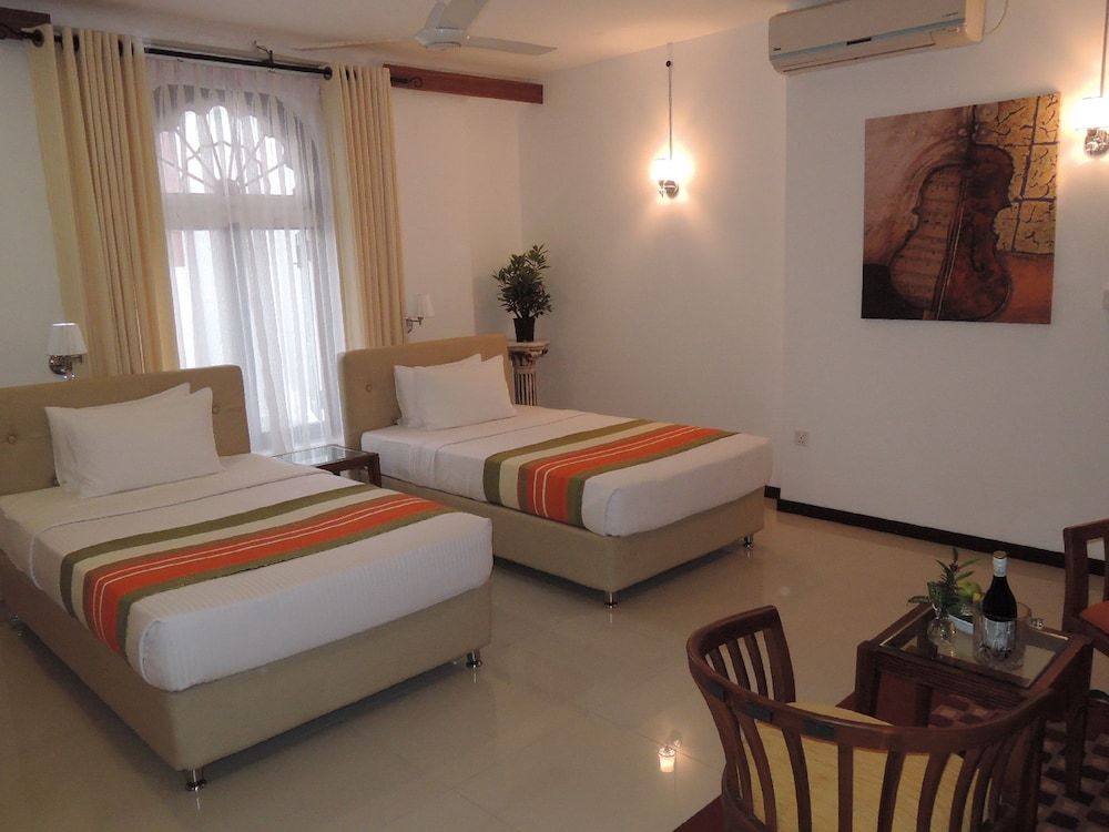 undefined Anugaa In The City 7