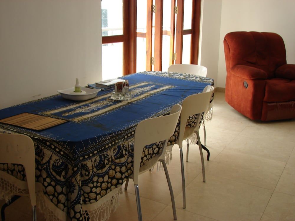 Ocean Breeze Apartment Colombo Family Apartment, 2 Bedrooms, City View, Beachside 3