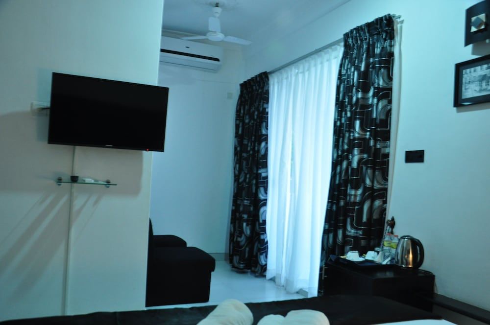 Villa Hotel Exclusive Penthouse, 1 King Bed, Bay View, Executive Level 6