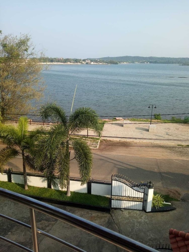 Villa Hotel Exclusive Penthouse, 1 King Bed, Bay View, Executive Level 3