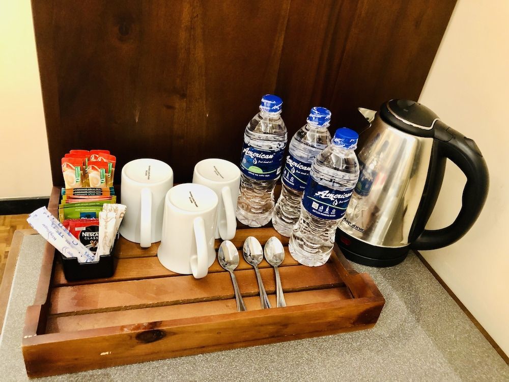 Tropic Inn - Mount Lavinia Standard Triple Room 18