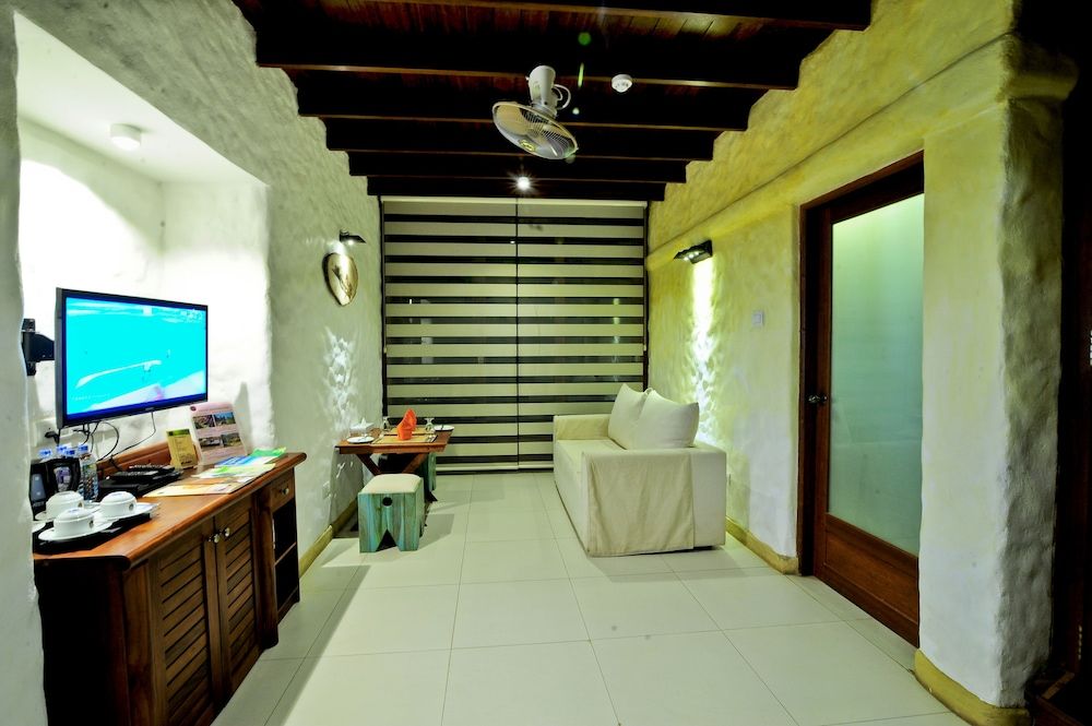 Grand Udawalawe Safari Resort Grand Suite 8