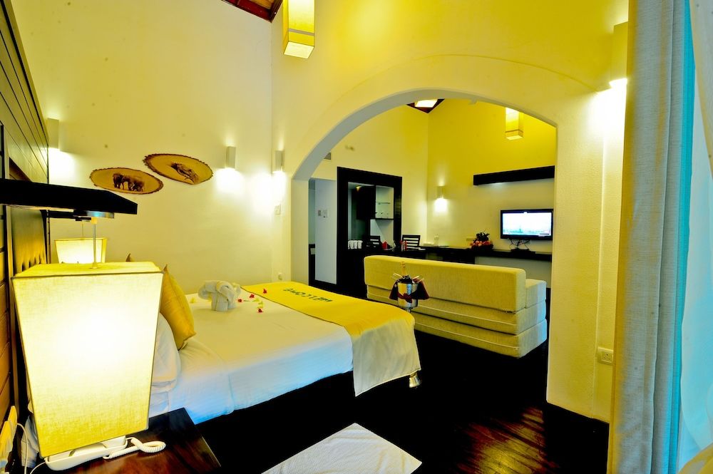 Grand Udawalawe Safari Resort Luxury Suite 3