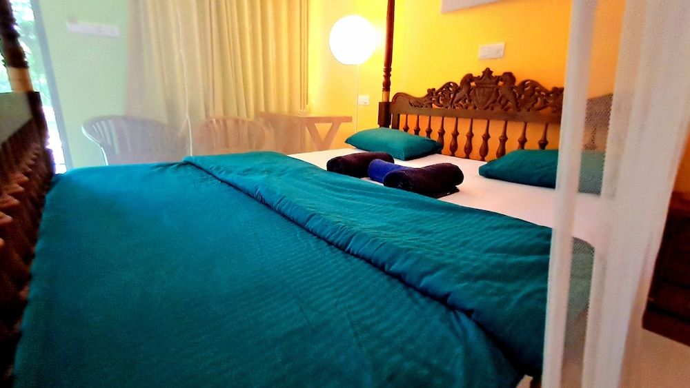 Jaga Bay Resort Standard Room with Pool View 3