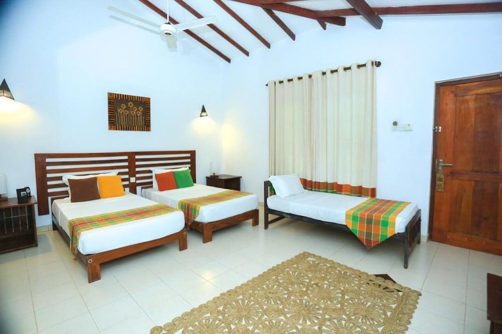 Royal Retreat Sigiriya Superior Chalet, Garden View 5