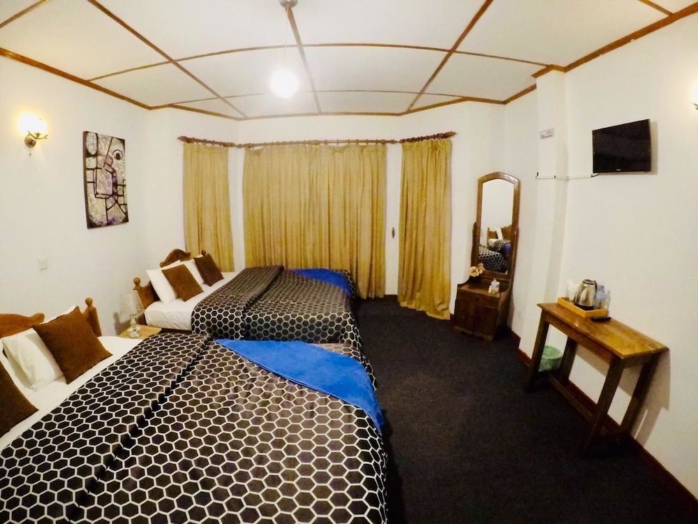 undefined Royal Mount Hotel 2