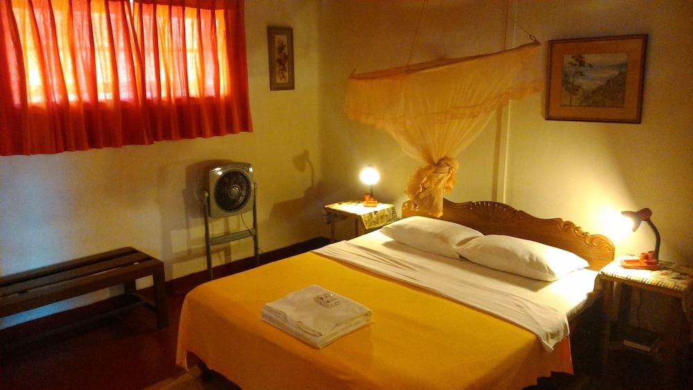 Sunnyside Holiday Bungalow Standard Bungalow, 2 Bedrooms, Non Smoking, Garden View 2