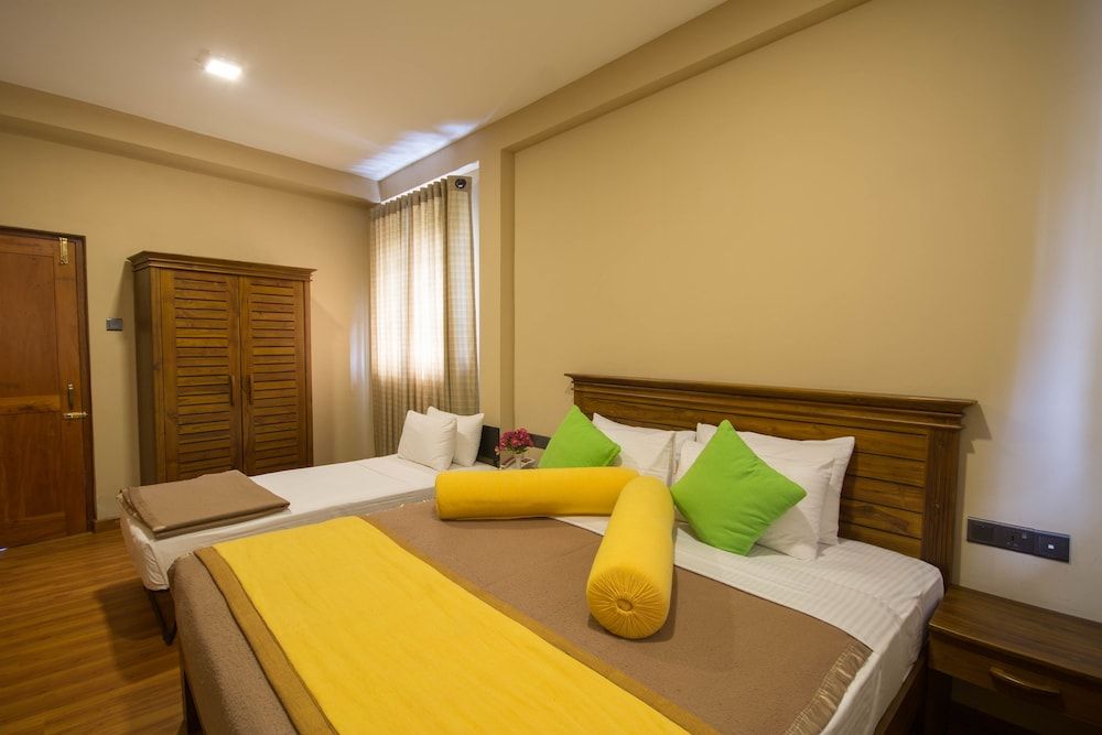 Hill Pride City Hotel Standard Triple Room, Multiple Beds 3