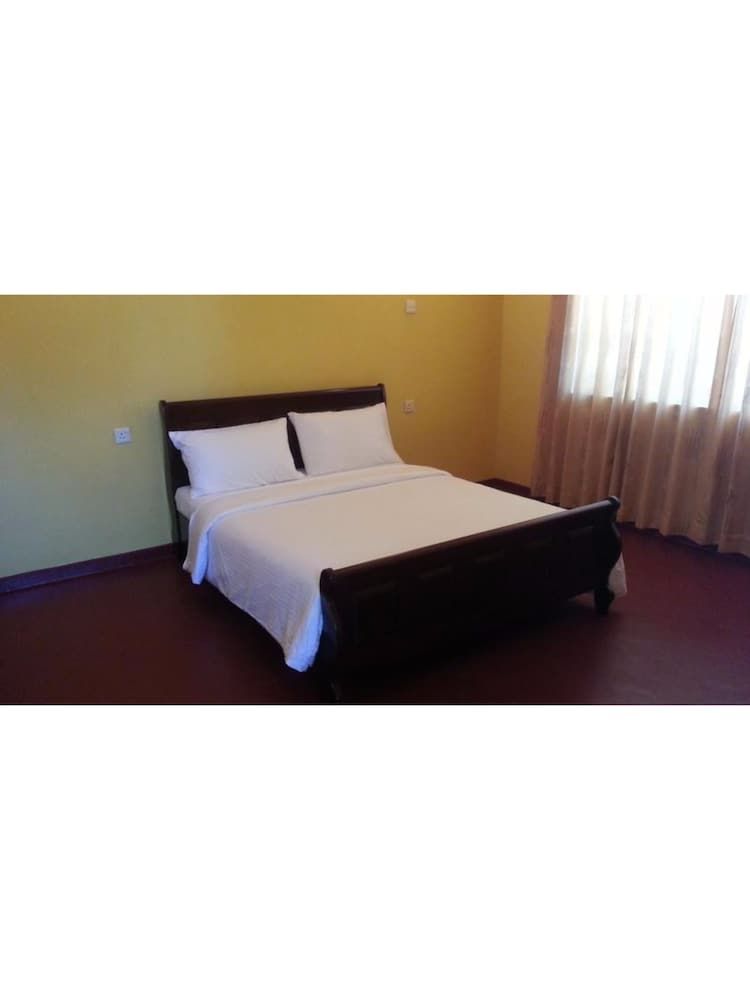 undefined Vista Winkfield Holidays 7