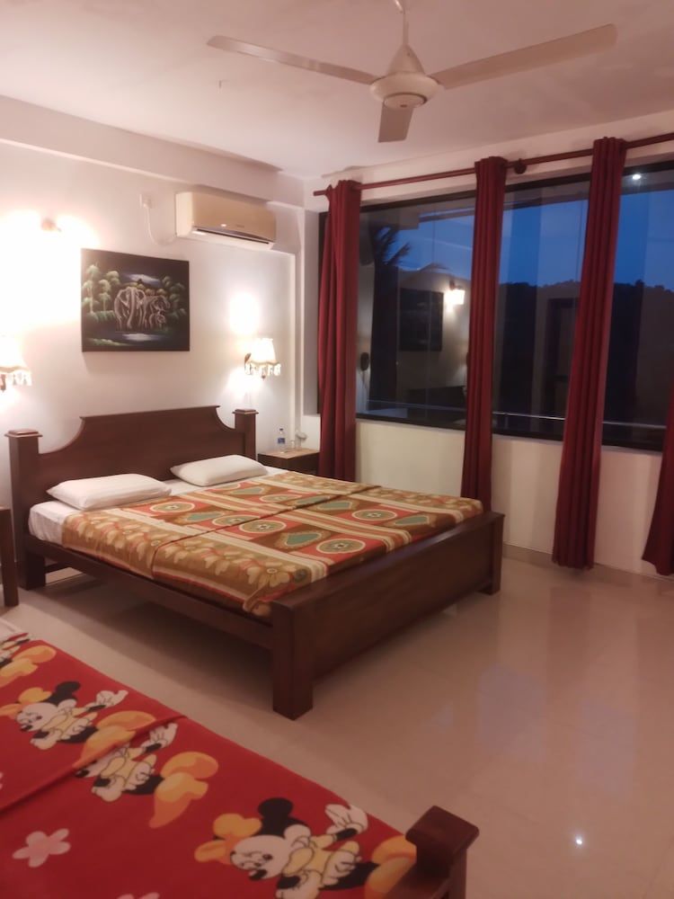Pure Nature Hotel Deluxe Triple Room 4