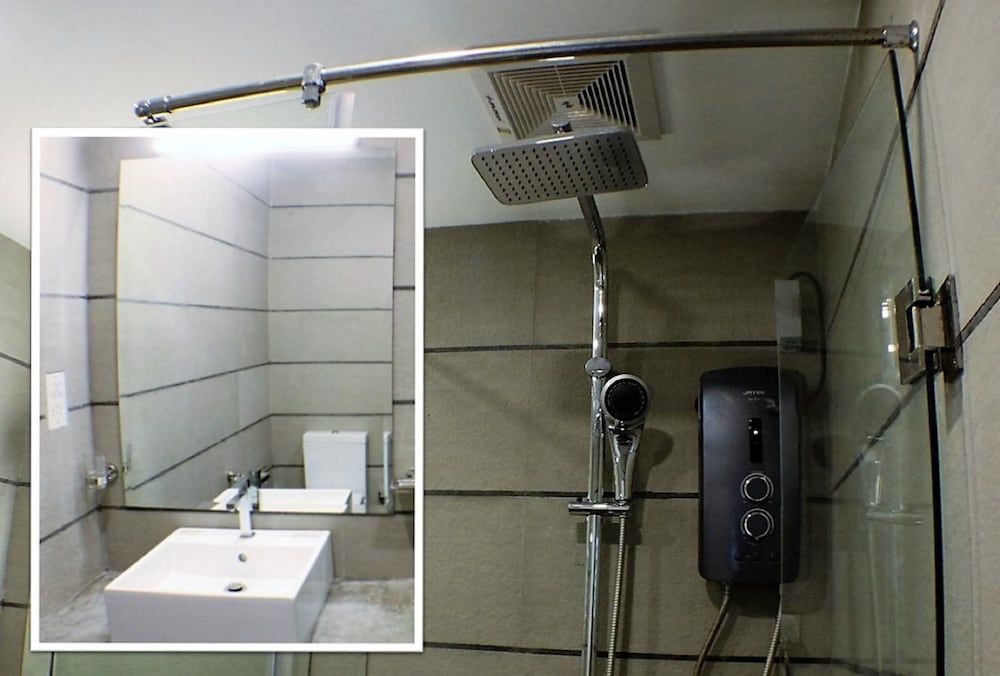 undefined Hangover Hostels at Colombo 9