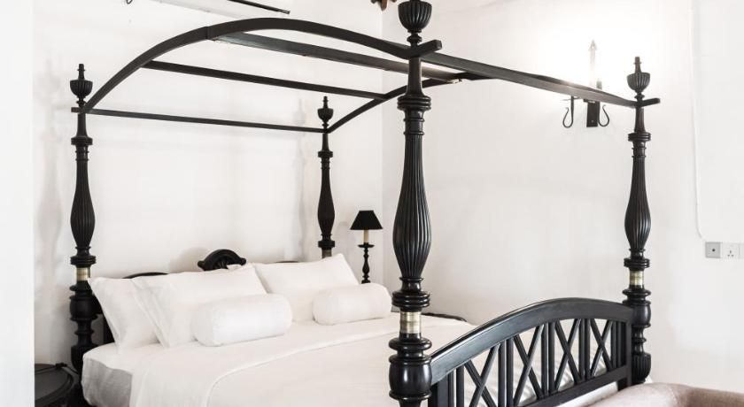 Villa White Queen Resort & Spa Deluxe King Suite 4