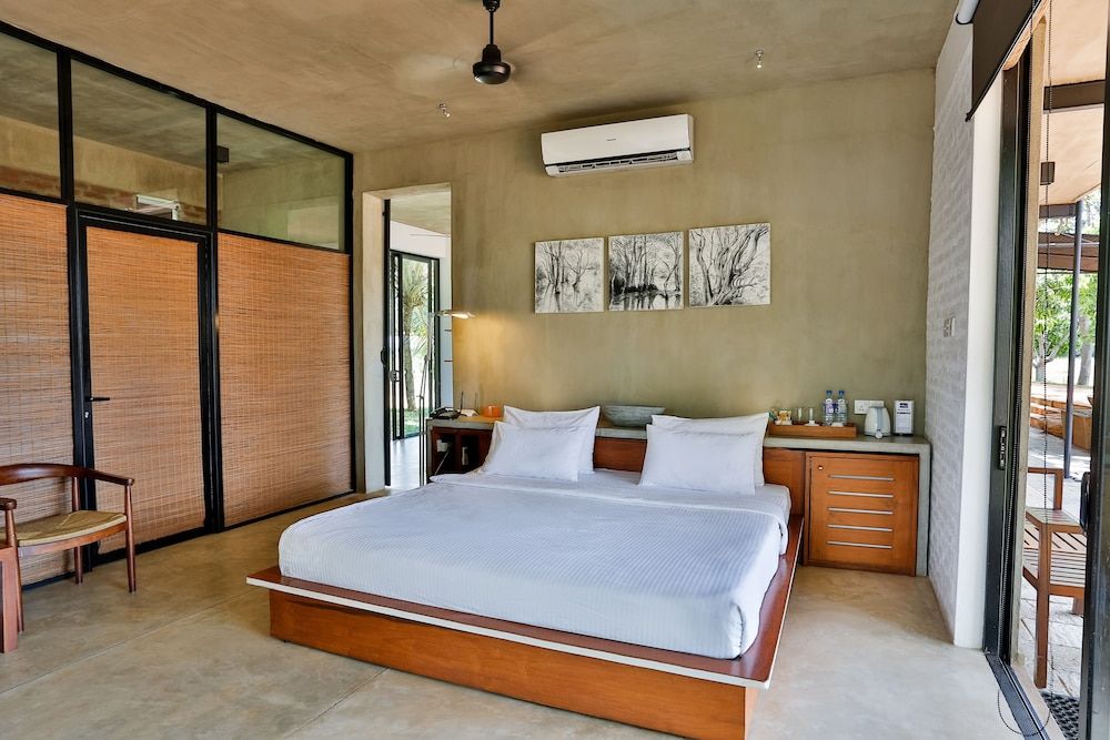 Nika - Premier Suite (10% off on food)