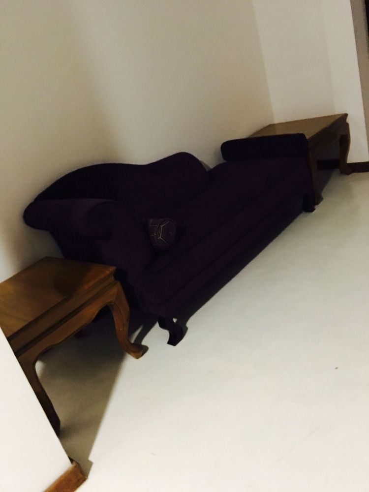 undefined White Avenue 4