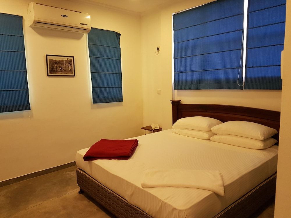 undefined Ocean Breeze 10