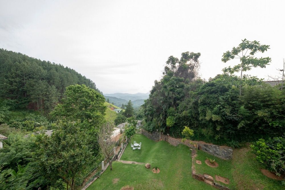 Melheim Kandy Villas Deluxe Double or Twin Room 6