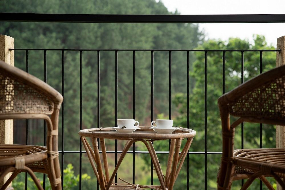 Melheim Kandy Villas Deluxe Double or Twin Room 3