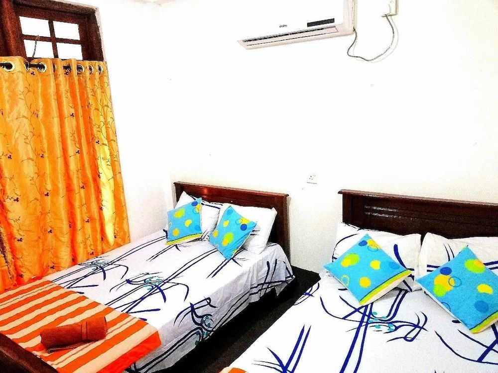 White Guest Deluxe Twin Room, Hill View, Garden Area 9