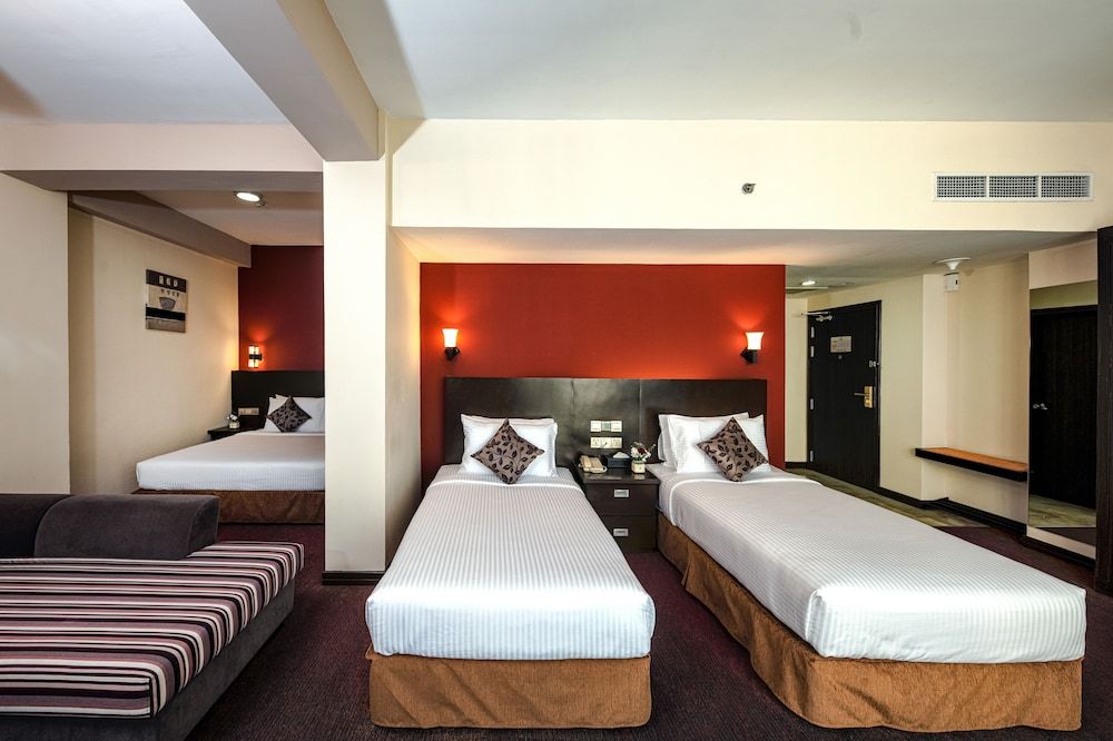 Pearl Grand By Rathna Room (Suite) 3