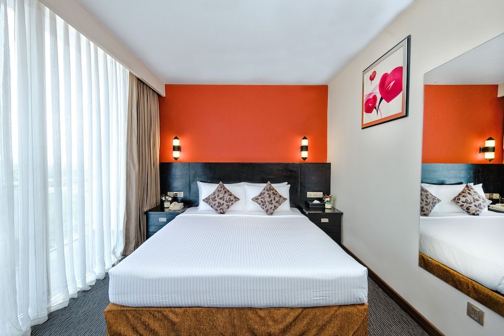 undefined Pearl Grand By Rathna 6