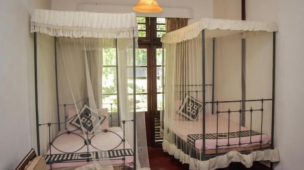 Ancoombra Tea Estate Bungalow Deluxe Twin Room, 1 Bedroom, Mountainside 3