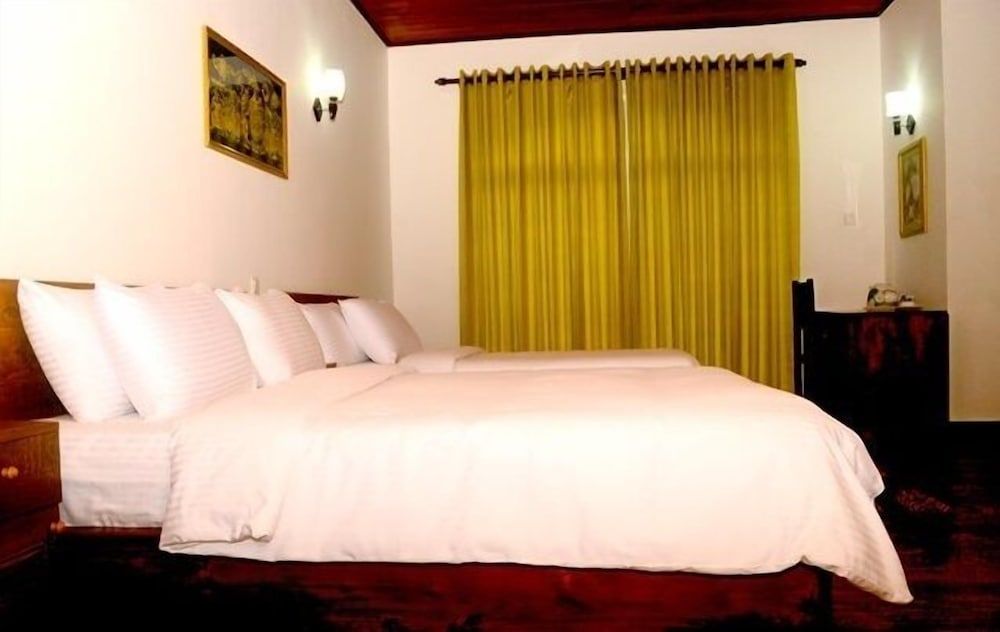 undefined Hotel Silver Dew 10